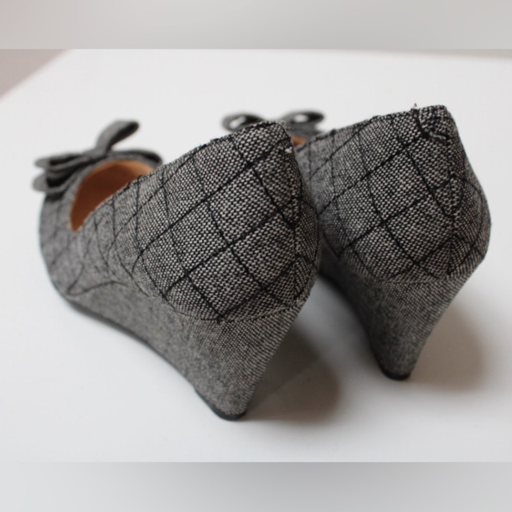 Jessica Simpson Sincerely bow wedges - Picture 5 of 10